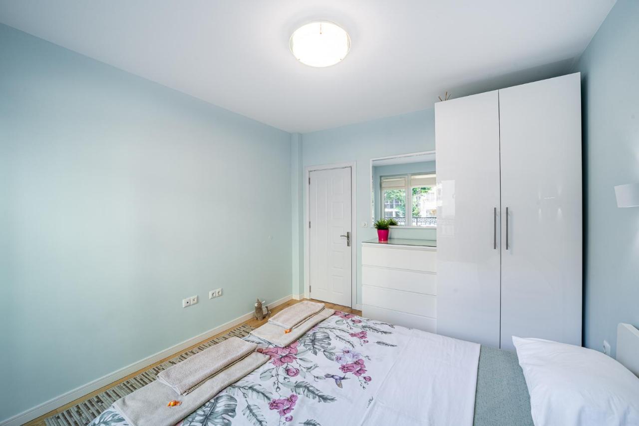 Colibri Central Apartment Varna Exterior foto