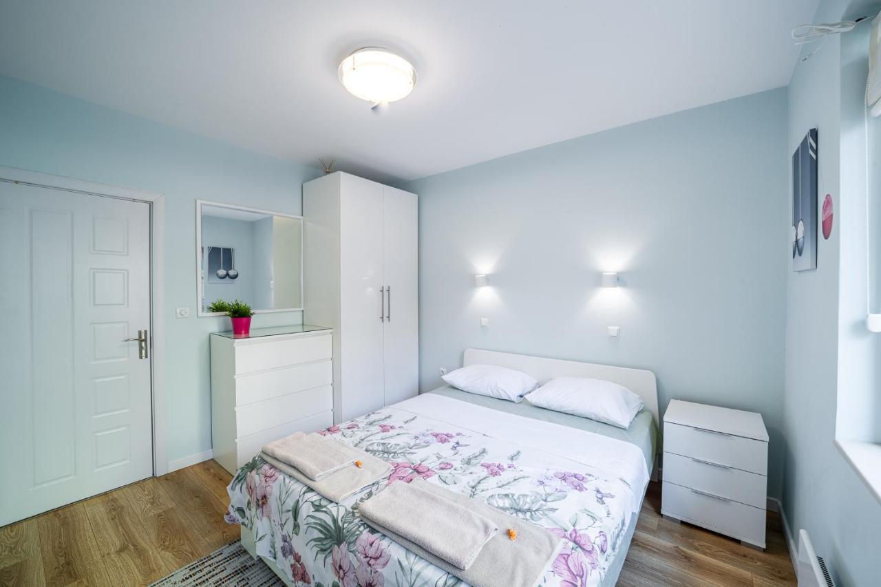 Colibri Central Apartment Varna Exterior foto